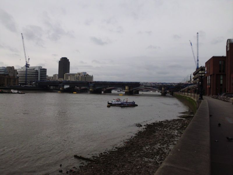 gal/England/London, Millenium Bridge/DSCI0019.JPG